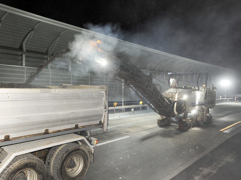 Road Milling & Removal Specialists